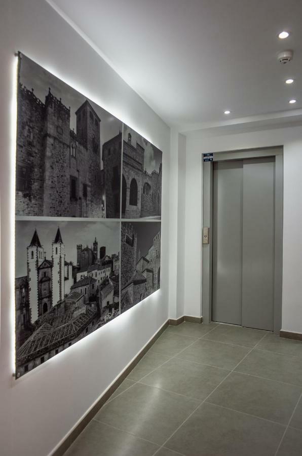 Apartamentos Turisticos Moret 11 - 2B Caceres Exterior photo